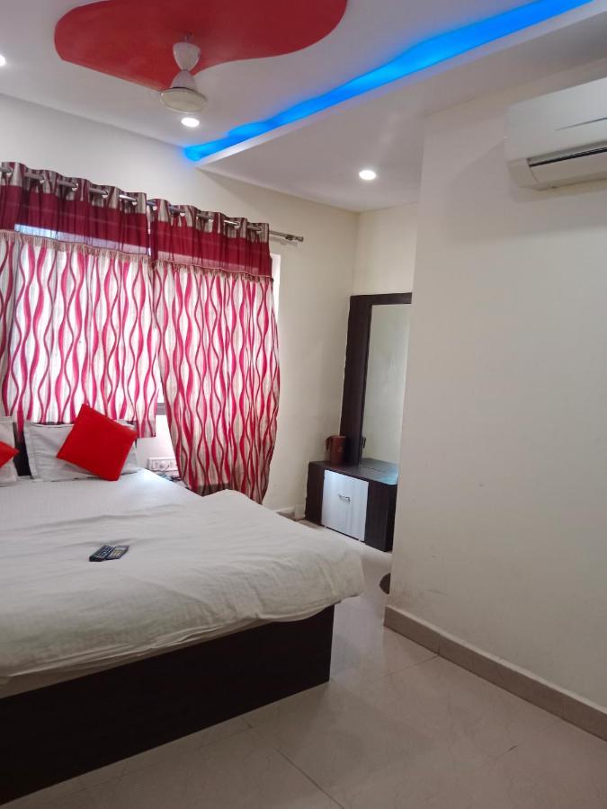 Hotel Nahta Palace Удджайн Экстерьер фото